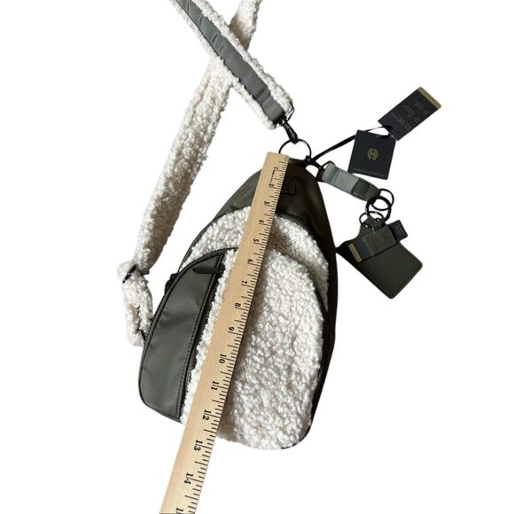 NEW House Of Harlow Sling Backpack Sherpa Nylon Olive Green Cream - Picture 4 of 15